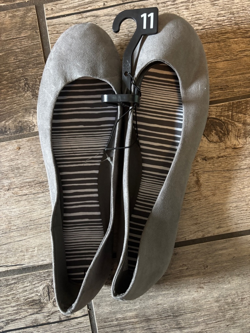 Time and Tru Gray Ballet Flats